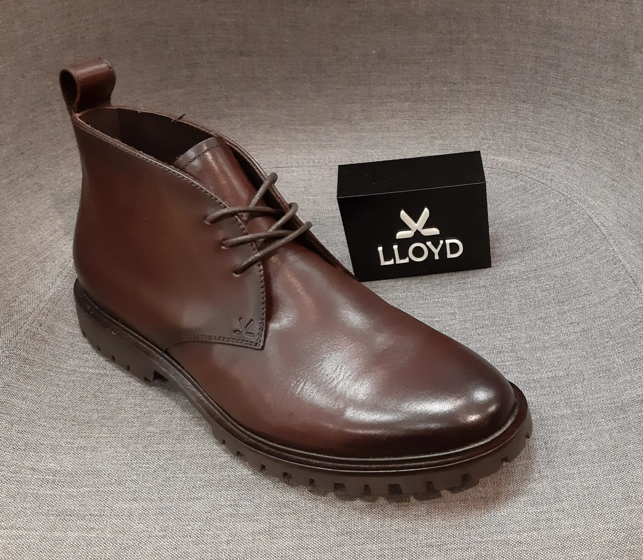 Braune Herren-Schnürstiefelette von Lloyd